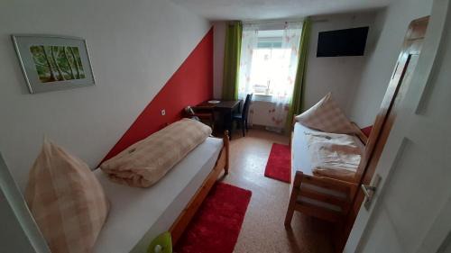Rosstal Apartment | Apartmenthaus "Zum Birnbaum"