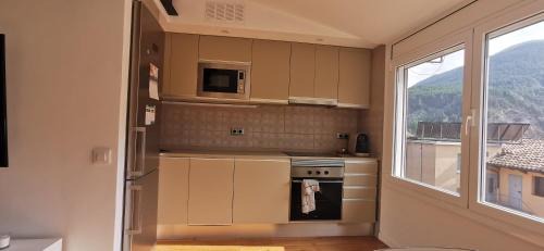 Baga Apartment | Apartmento Bagà montaña, rio, bolets, esquí