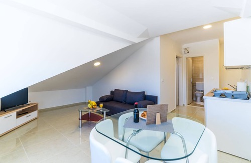 Zvekovica Apartment | Apartments Šmanjak