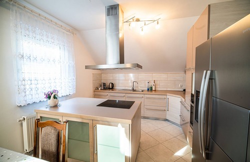 Skofljica Apartment | Apartments Želimlje