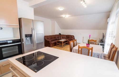 Skofljica Apartment | Apartments Želimlje - One Bedroom Apartment 1