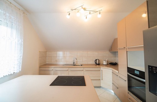 Skofljica Apartment | Apartments Želimlje - One Bedroom Apartment 1