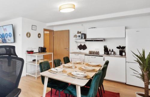Craula Apartment | Apartments am Hainich - 6 Personen, King-Size-Betten, Netflix, Nationalpark