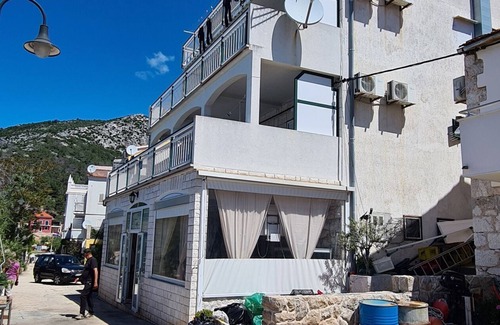 Milna Apartment | Apartments Ana i Ante (95131-A1) - Milna - island Hvar