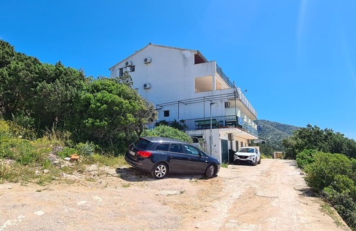 Milna Apartment | Apartments Ana i Ante Punta (95061-A8) - Milna - island Hvar