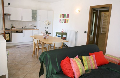 Moniga del Garda Apartment | Apartments "and Ciclamini" in Moniga del Garda