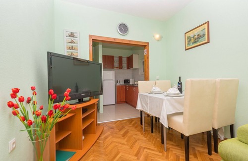 Vrpolje Apartment | Apartments and rooms Goran, (13628), Makarska, Croatia