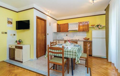 Sibinj Krmpotski Apartment | Apartments Anita