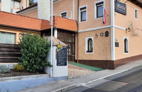 Hrastnik Apartment | Apartments at Gostilna Martin