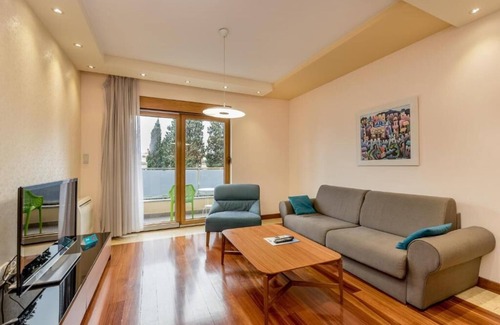 Downtown Apartment | Apartments Athos