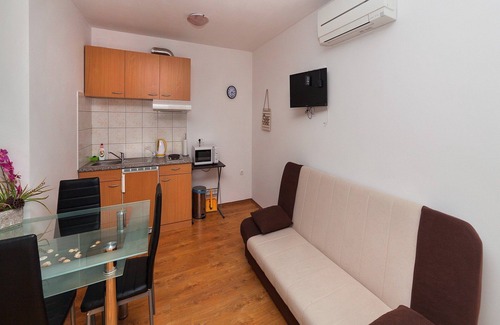 Brsec Apartment | Apartments Barbara With Swimming Pool