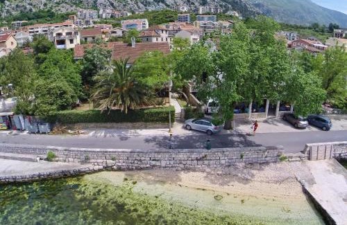 Kotor Apartment | Apartments Beachfront