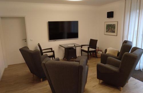 Orth Apartment | Apartments Blütenweg