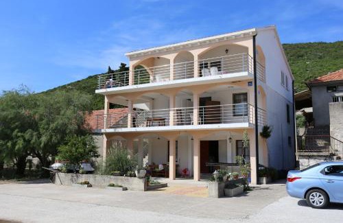 Brijesta Apartment | Apartments by the sea Brijesta, Peljesac - 10223