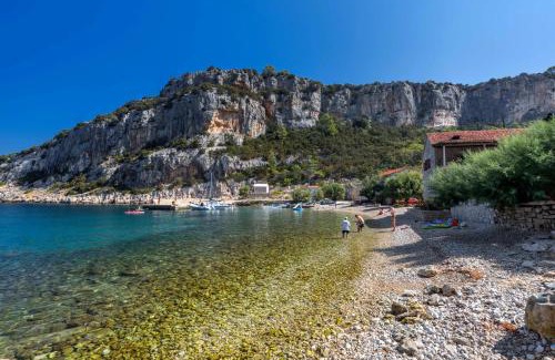 Zastrazisce Apartment | Apartments by the sea Cove Vela Stiniva, Hvar - 19951