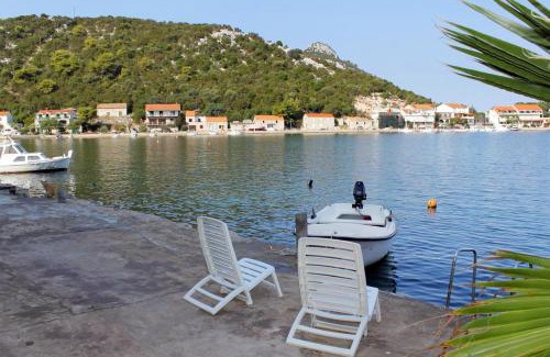 Zaklopatica Apartment | Apartments by the sea Zaklopatica, Lastovo - 8346