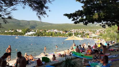 Gornji Karin Apartment | Apartments Cherry