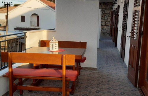Kozarica Apartment | Apartments Cumbelic - One Bedroom Apartment with Balcony and Sea View A1