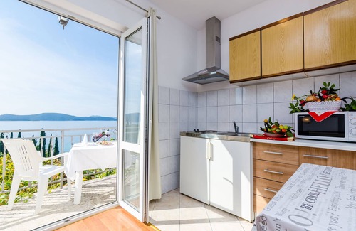 Krucica Apartment | Apartments Cypress Sea Cove - Comfort Studio Apartment with Balcony and Sea View