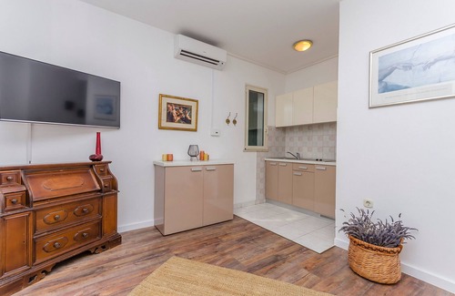 Novalja Apartment | Apartments Daniela Della (58081-A1) - Novalja - island Pag