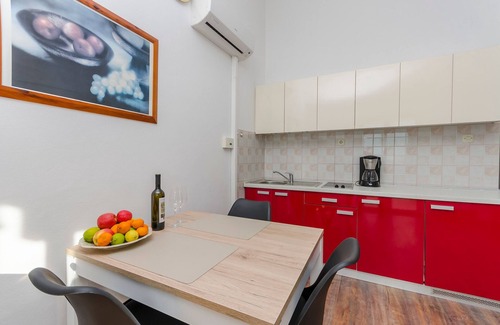 Novalja Apartment | Apartments Daniela Della (58081-A4) - Novalja - island Pag
