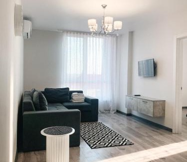 Mukachevo Apartment | Apartments Domovik Трьохкімнатна квартира , Миру 11 с кв 19