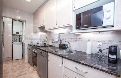 Sant Marti Apartment | Apartments Les Corts for 4