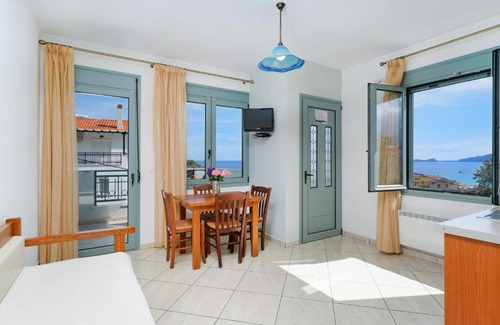 Chrisi Ammoudia Apartment | Apartments Exadas