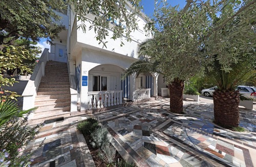 Mandre Apartment | Apartments Family Gligora (25321-A1) - Mandre - island Pag
