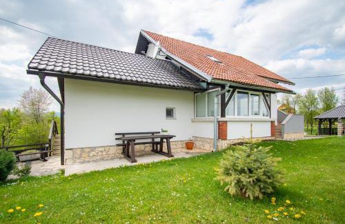 Lipovaca Dreznicka Apartment | Apartments for families with children Lipovaca, Plitvice - 19450