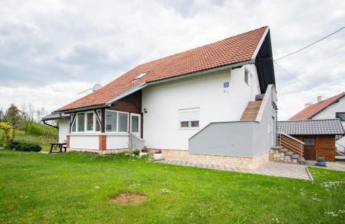 Lipovaca Dreznicka Apartment | Apartments for families with children Lipovaca, Plitvice - 19450