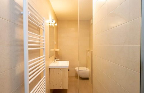 Ukanc Apartment | Apartments Goldhorn Kingdom - One Bedroom Apartment (E)