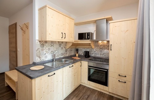 Ukanc Apartment | Apartments Goldhorn Kingdom - Two-Bedroom Apartment with Balcony (A)