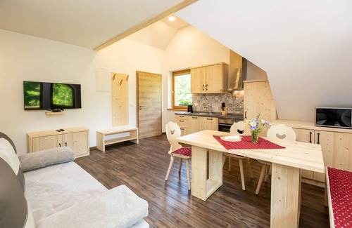 Ukanc Apartment | Apartments Goldhorn Kingdom - Two bedroom apartment with Balcony (D)