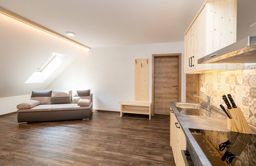 Ukanc Apartment | Apartments Goldhorn Kingdom - One Bedroom Apartment (E)
