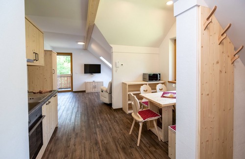 Ukanc Apartment | Apartments Goldhorn Kingdom - Two bedroom apartment with Balcony (F)