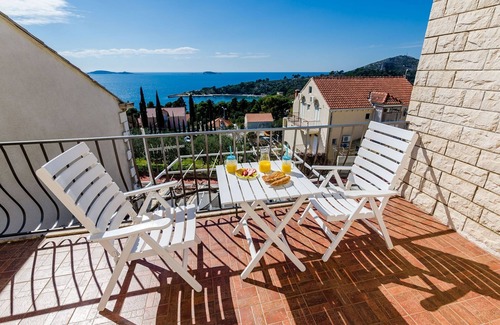 Brasina Apartment | Apartments Knego - One Bedroom Apartment with Balcony and Sea View