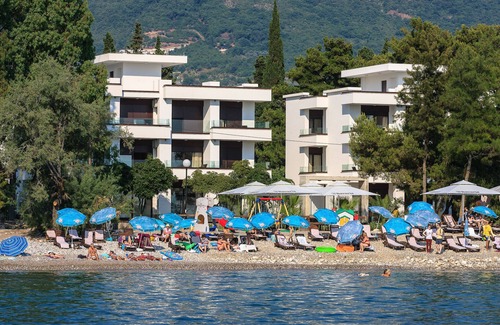 Bar Apartment | Apartments Kuce Lekovica snack bar- Bistro & Beach