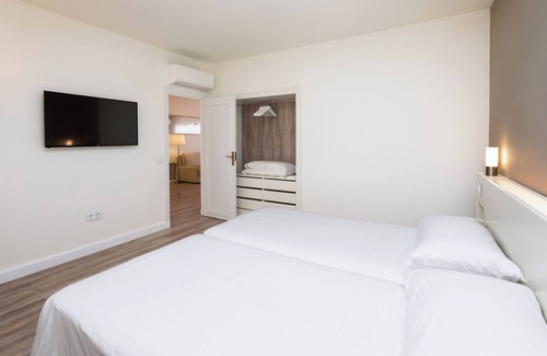 Puerto Naos Hotel | Apartments La Palma Affiliated by Meliá