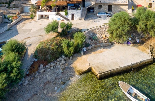 Zastrazisce Apartment | Apartments Lendis, (14432), Uvala Vela Stiniva, Croatia