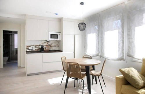 Burgos Apartment | Apartments La Quinta