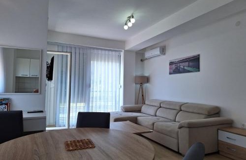 Elshani Apartment | Apartments Lakeside Elesec