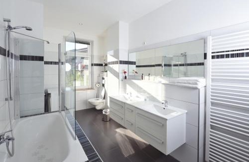 Reudnitz-Thonberg Apartment | Apartments-Leipzig