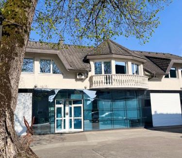 Kamnik Apartment | Apartments Linden Tree