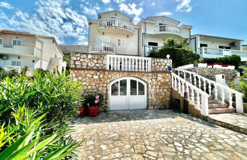 Pag Apartment | Apartments Lokunja