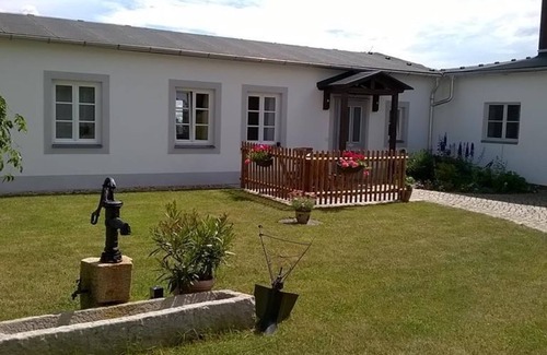 Eckartsberg Apartment | Apartments Mühlenhof