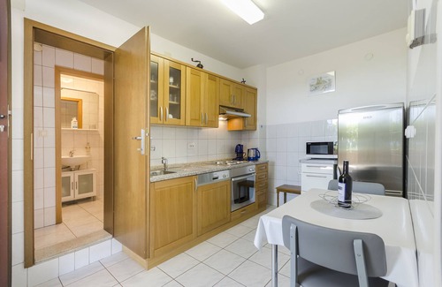 Meterize Apartment | Apartments Maestral Suites (87441-A2) - Sibenik
