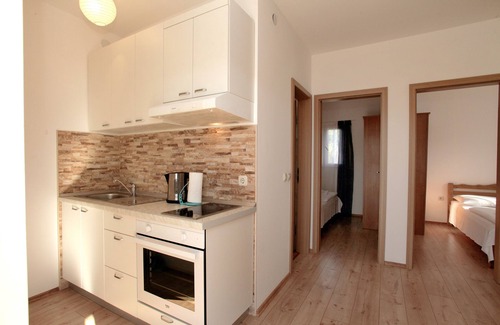 Primorski Dolac Villa | Apartments Maria near Trogir