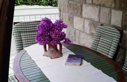 Kolocep Island Apartment | Apartments Maria Koločep- Three Bedroom Apartment with Backyard Terrace and Sea View