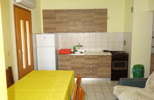 Povile Apartment | Apartments Marinko, (16456), Povile, hr